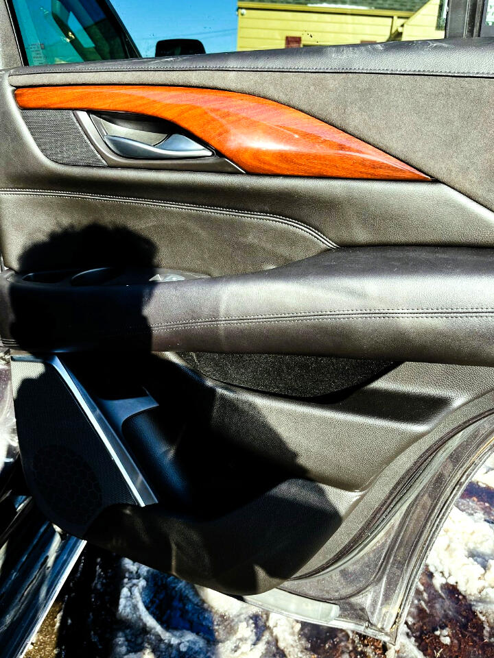 Cadillac Escalade Luxury 4WD 2016