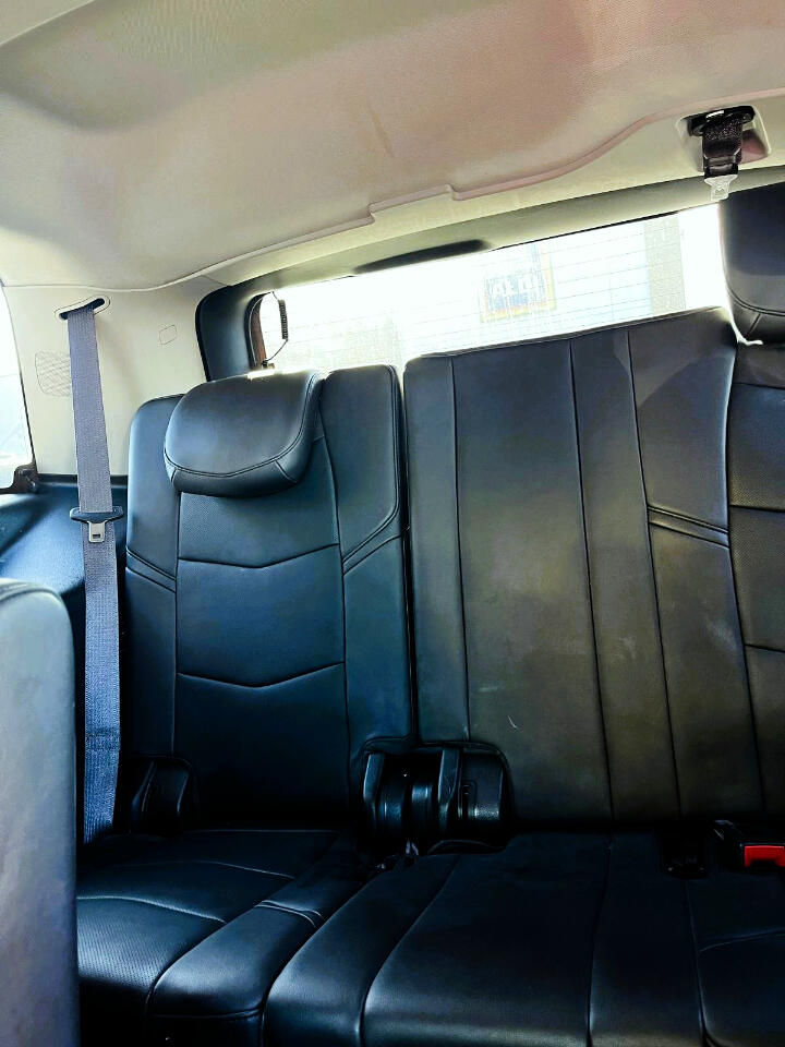 Cadillac Escalade Luxury 4WD 2016