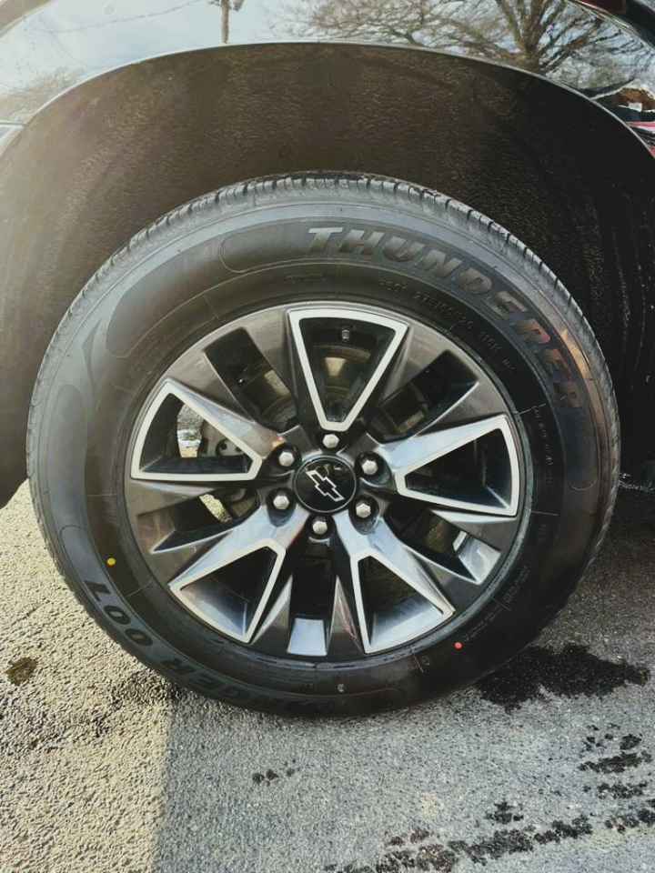 Chevrolet Suburban Z71 2021