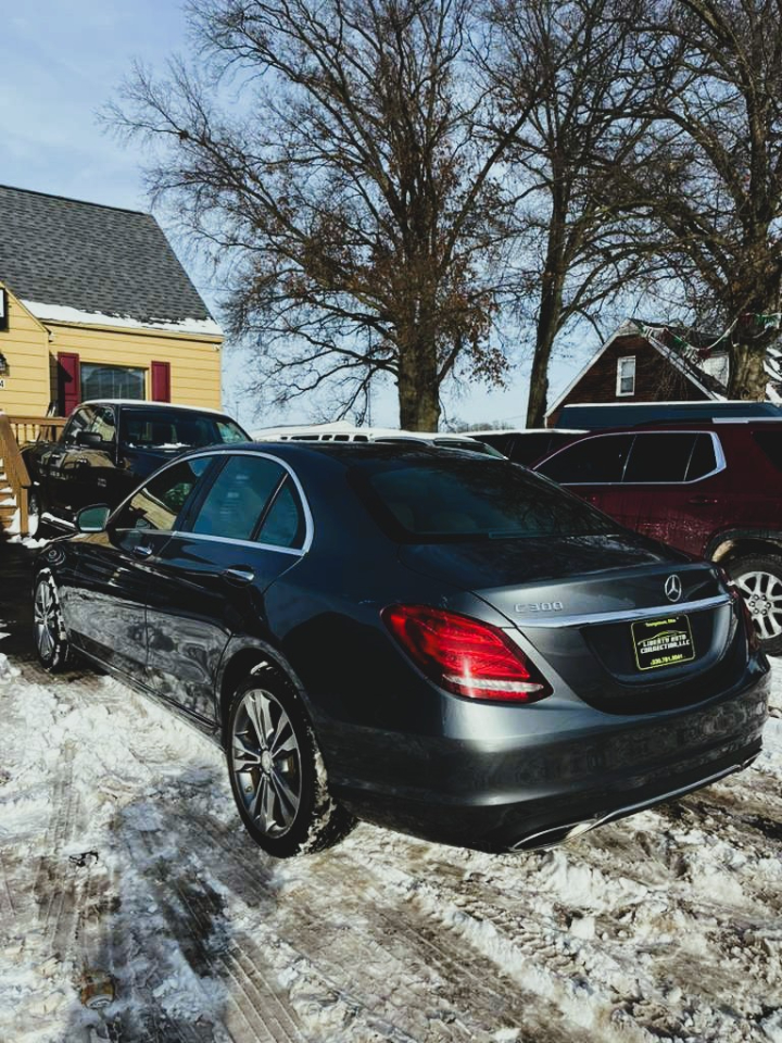 Mercedes-Benz C-Class C300 4MATIC Sedan 2017