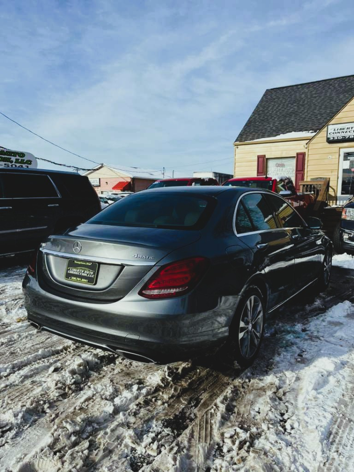 Mercedes-Benz C-Class C300 4MATIC Sedan 2017
