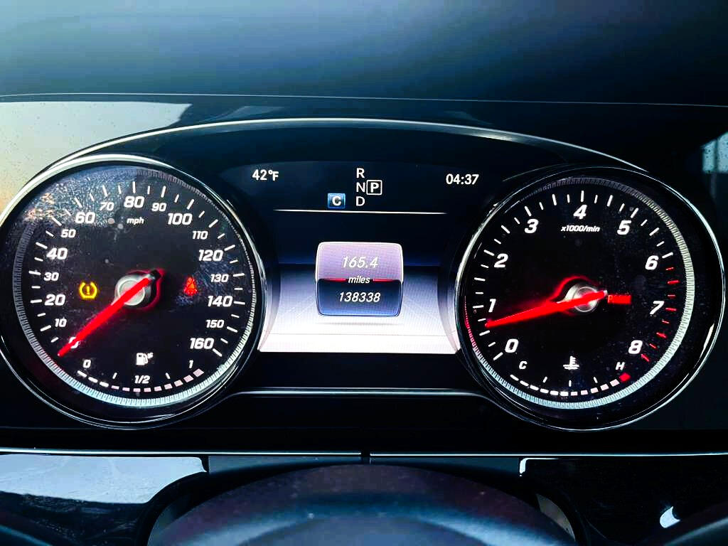 Mercedes-Benz E-Class E300 Luxury Sedan 2019