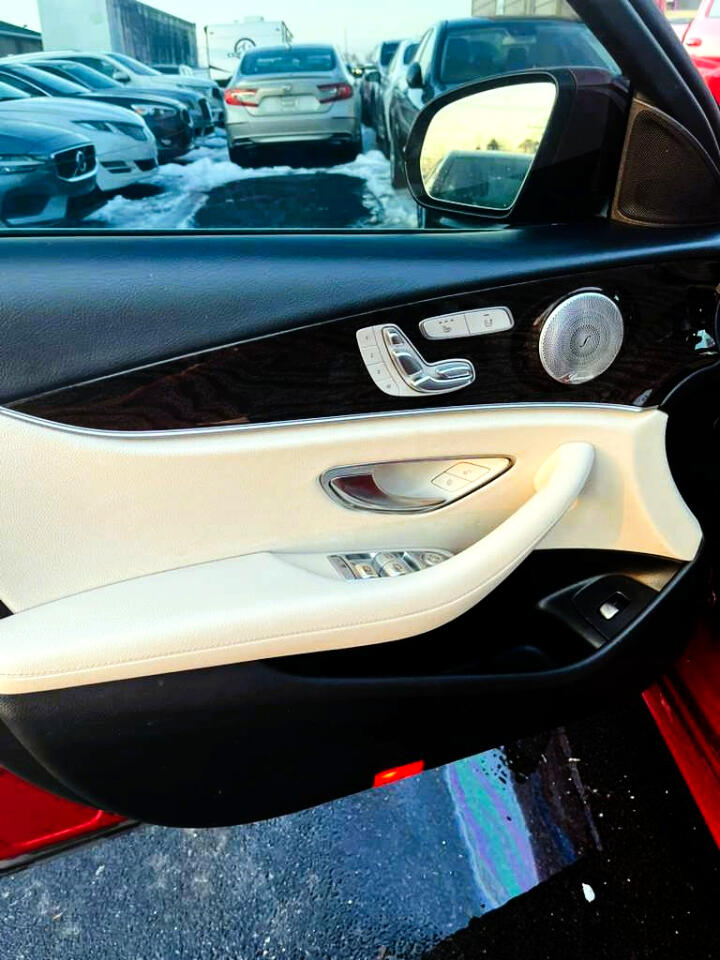 Mercedes-Benz E-Class E300 Luxury Sedan 2019