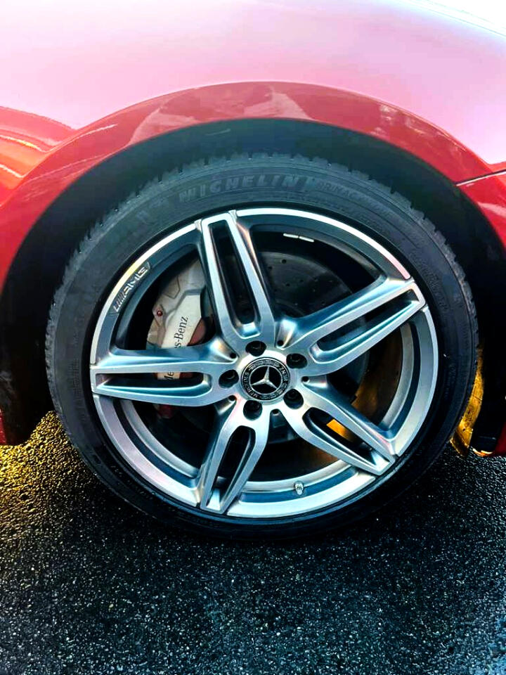 Mercedes-Benz E-Class E300 Luxury Sedan 2019