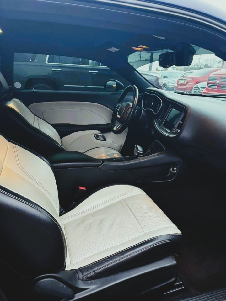 Dodge Challenger R/T Plus 2017