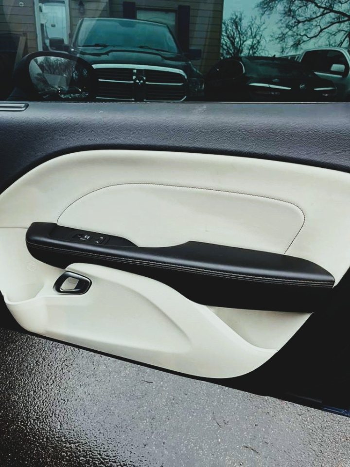 Dodge Challenger R/T Plus 2017