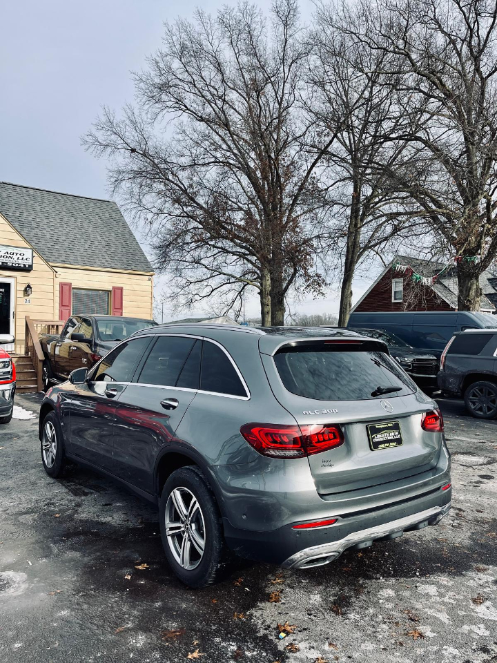 Mercedes-Benz GLC-Class GLC300 4MATIC 2021