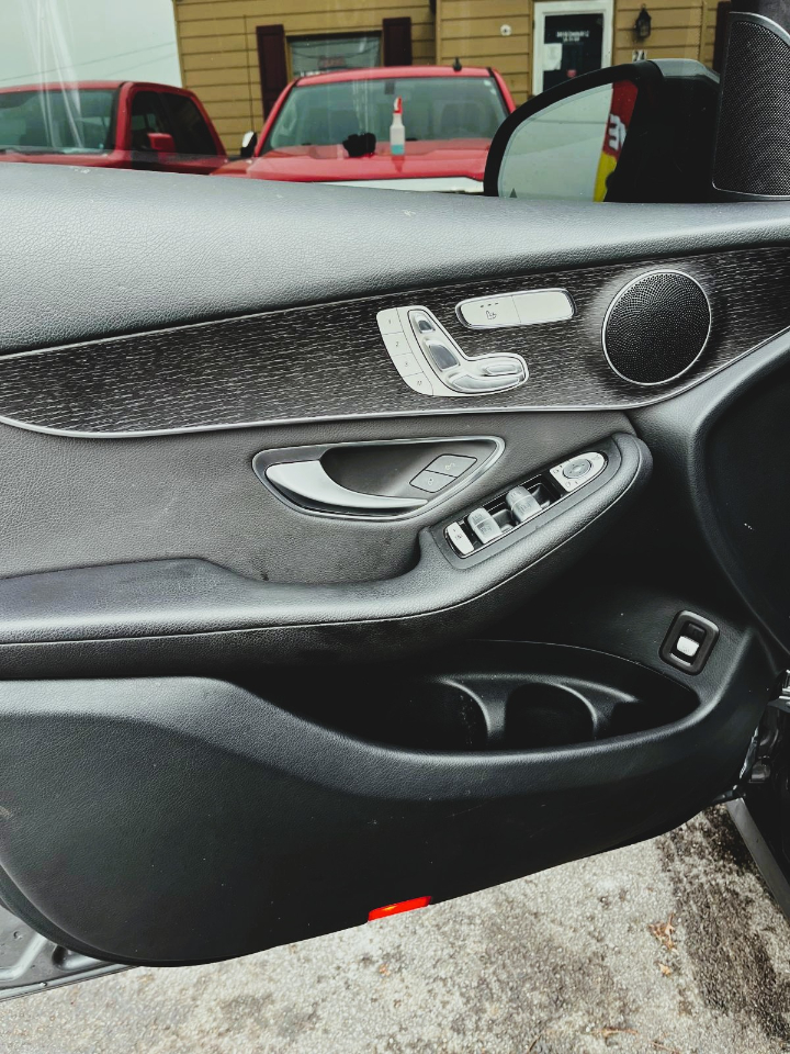 Mercedes-Benz GLC-Class GLC300 4MATIC 2021