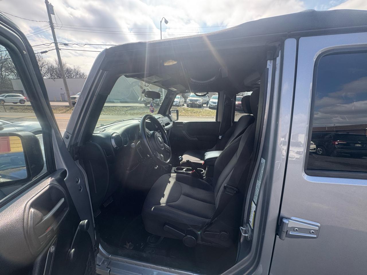 Jeep Wrangler Unlimited Sport 4WD 2015