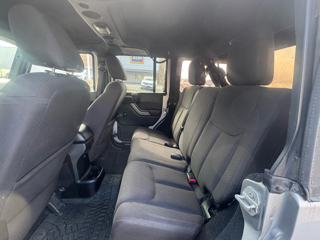 Jeep Wrangler Unlimited Sport 4WD 2015