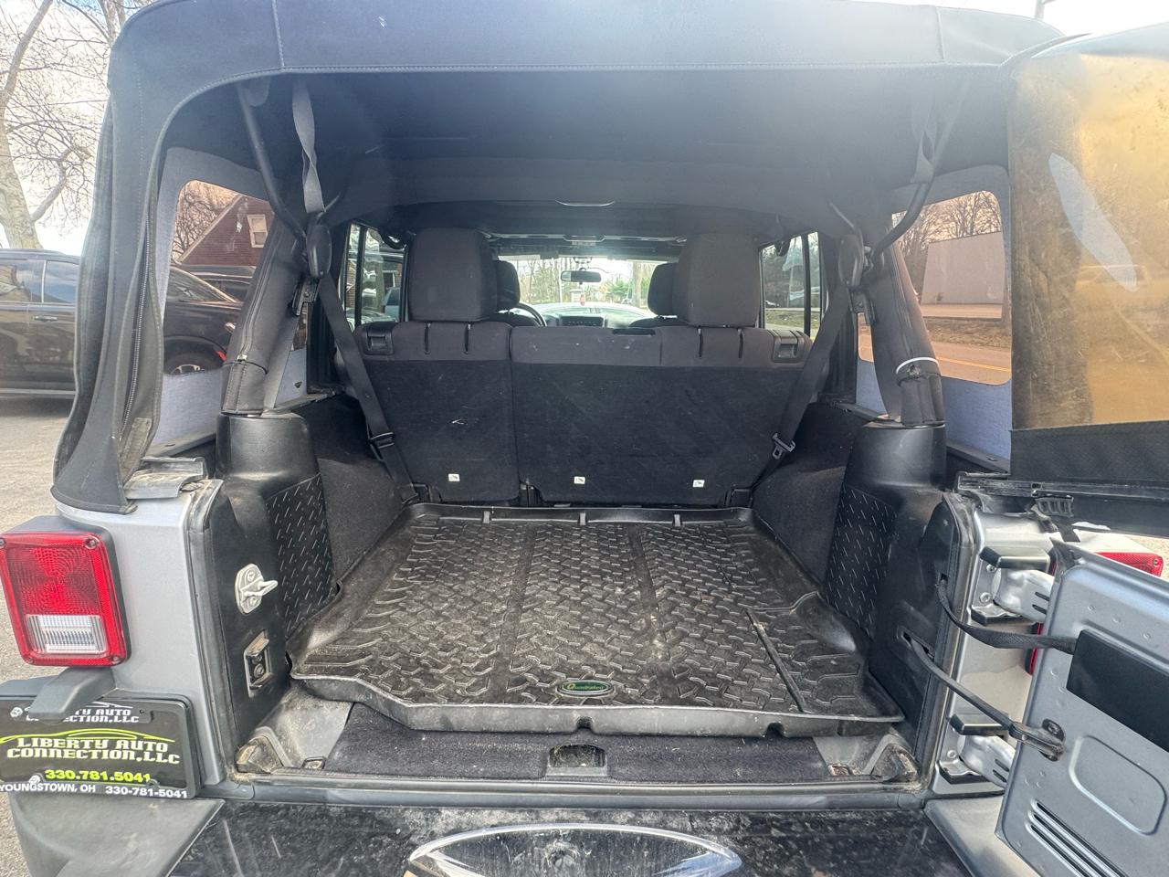 Jeep Wrangler Unlimited Sport 4WD 2015