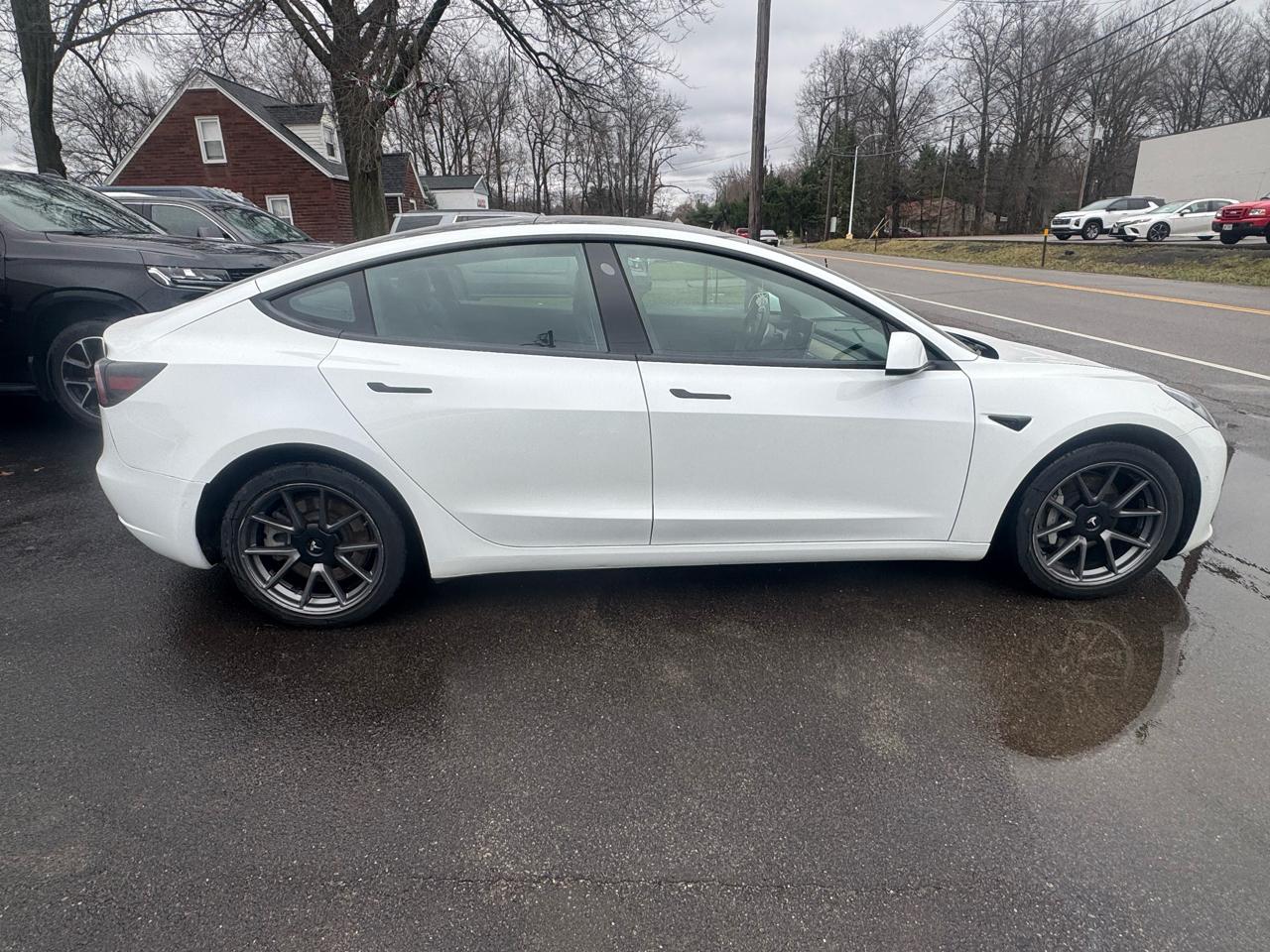 Tesla Model 3 Standard Range Plus 2021