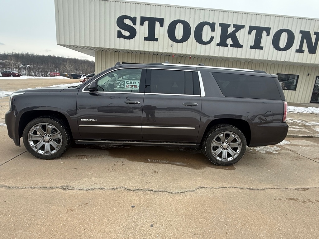 GMC Yukon XL Denali 4WD 2016