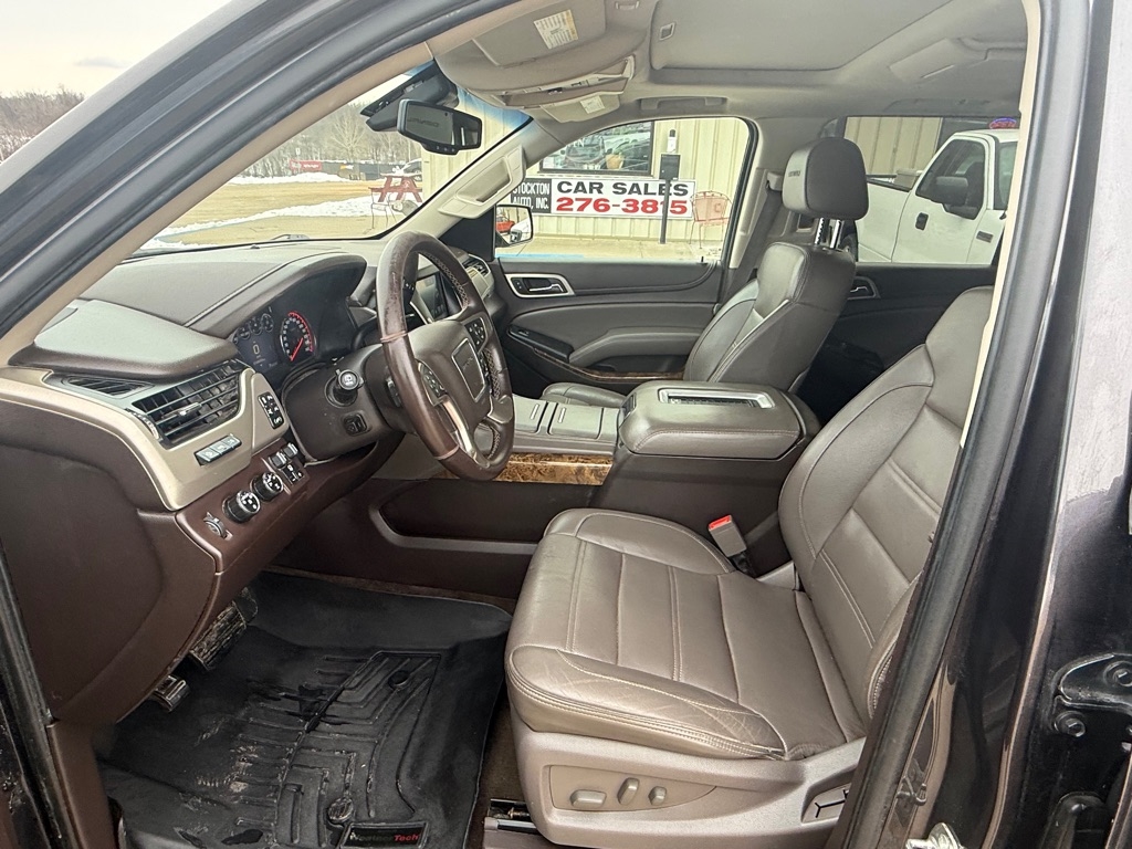 GMC Yukon XL Denali 4WD 2016