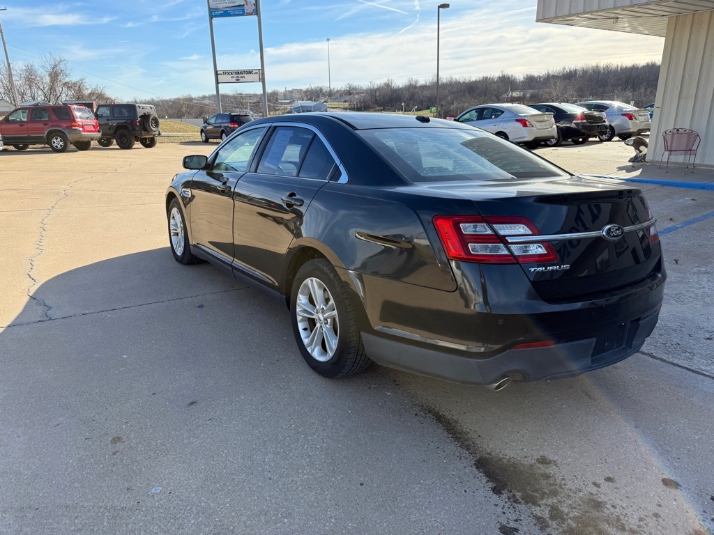 Ford Taurus SEL FWD 2013