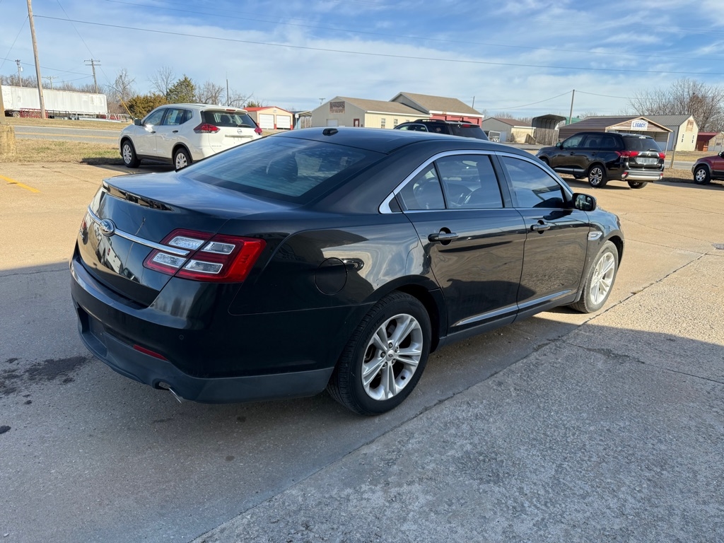 Ford Taurus SEL FWD 2013