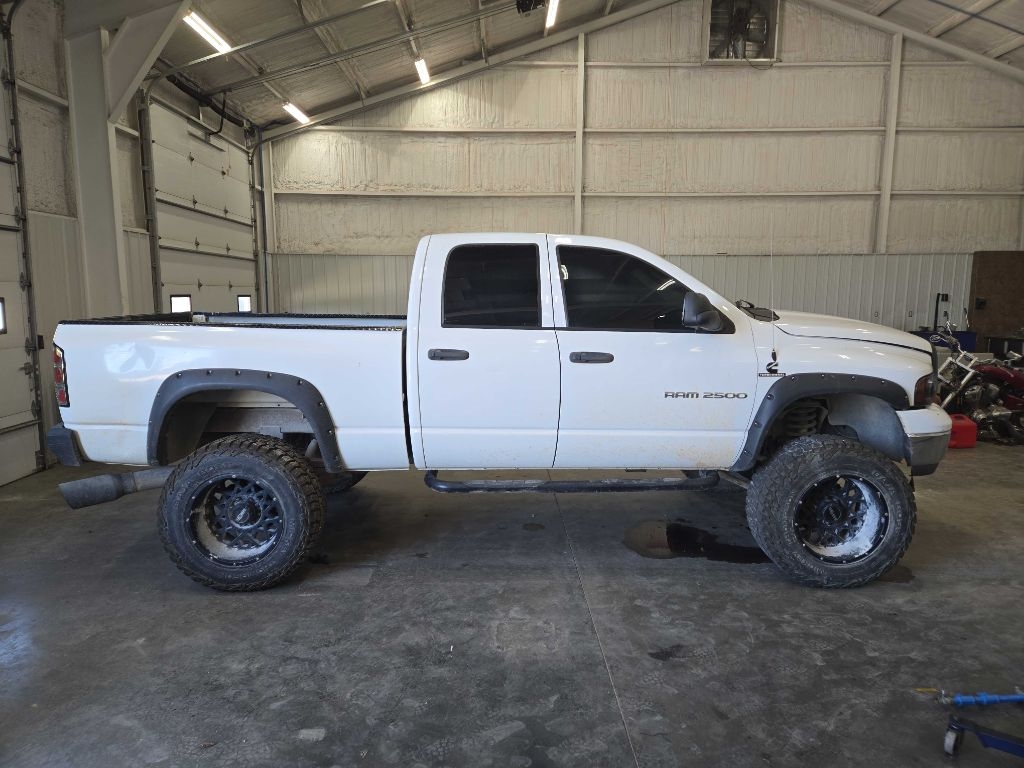 Dodge Ram 2500 ST Quad Cab 4WD 2004