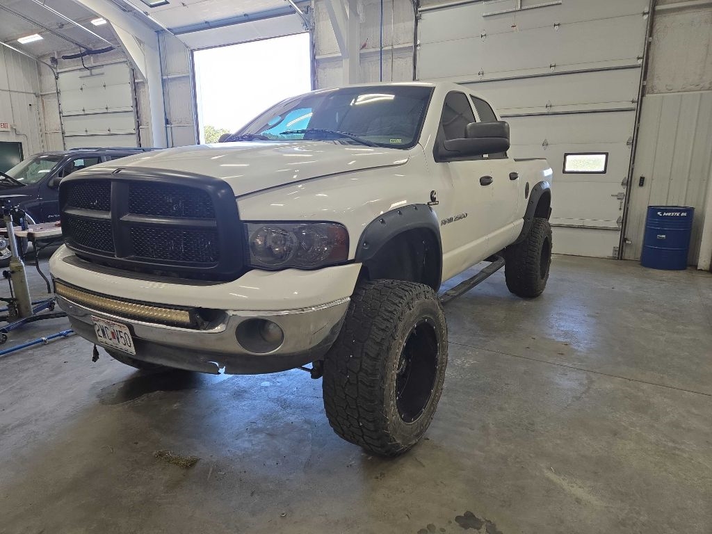 Dodge Ram 2500 ST Quad Cab 4WD 2004