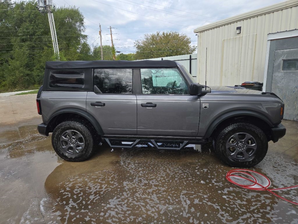 Ford Bronco 4-Door 2021