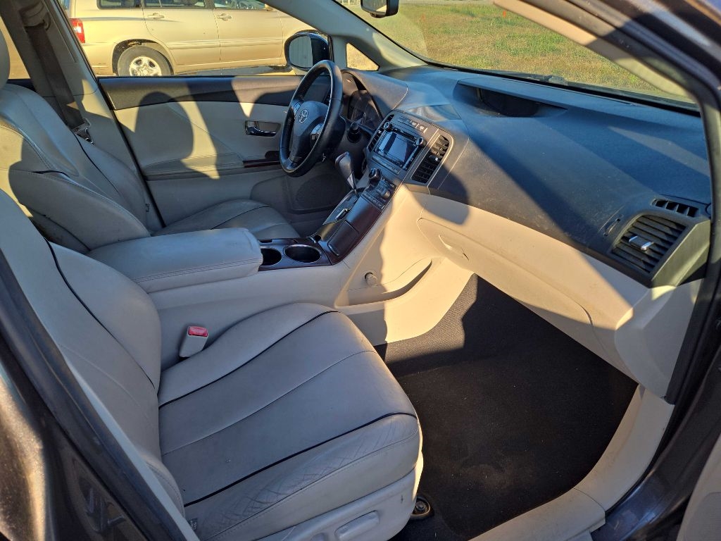 Toyota Venza FWD I4 2011