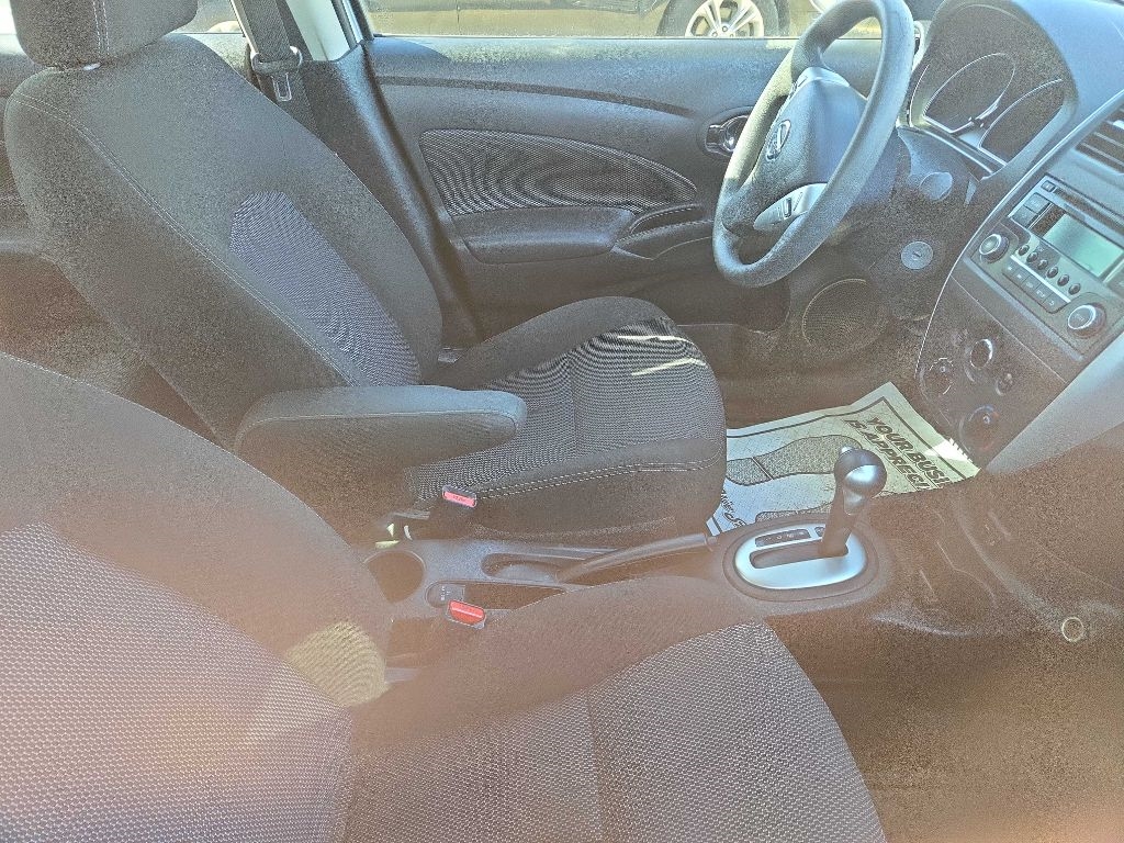 Nissan Versa 1.6 S 5M 2018