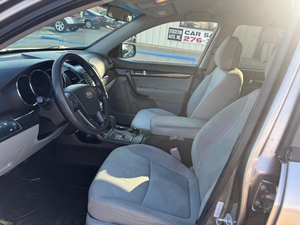 Kia Sorento LX 2WD 2012