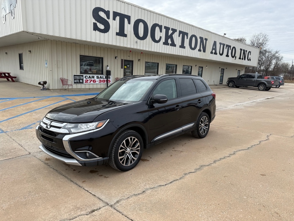 2016 Mitsubishi Outlander SEL's photo