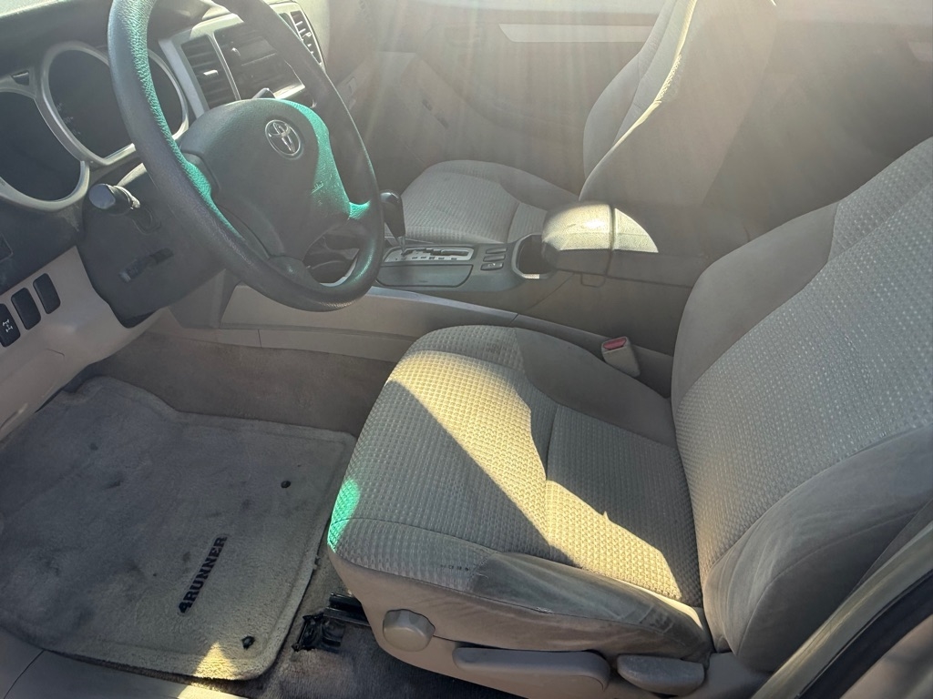 Toyota 4Runner SR5 4WD 2004