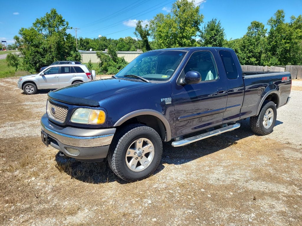 2002 Ford F-150 Lariat SuperCab Long Bed 4WD