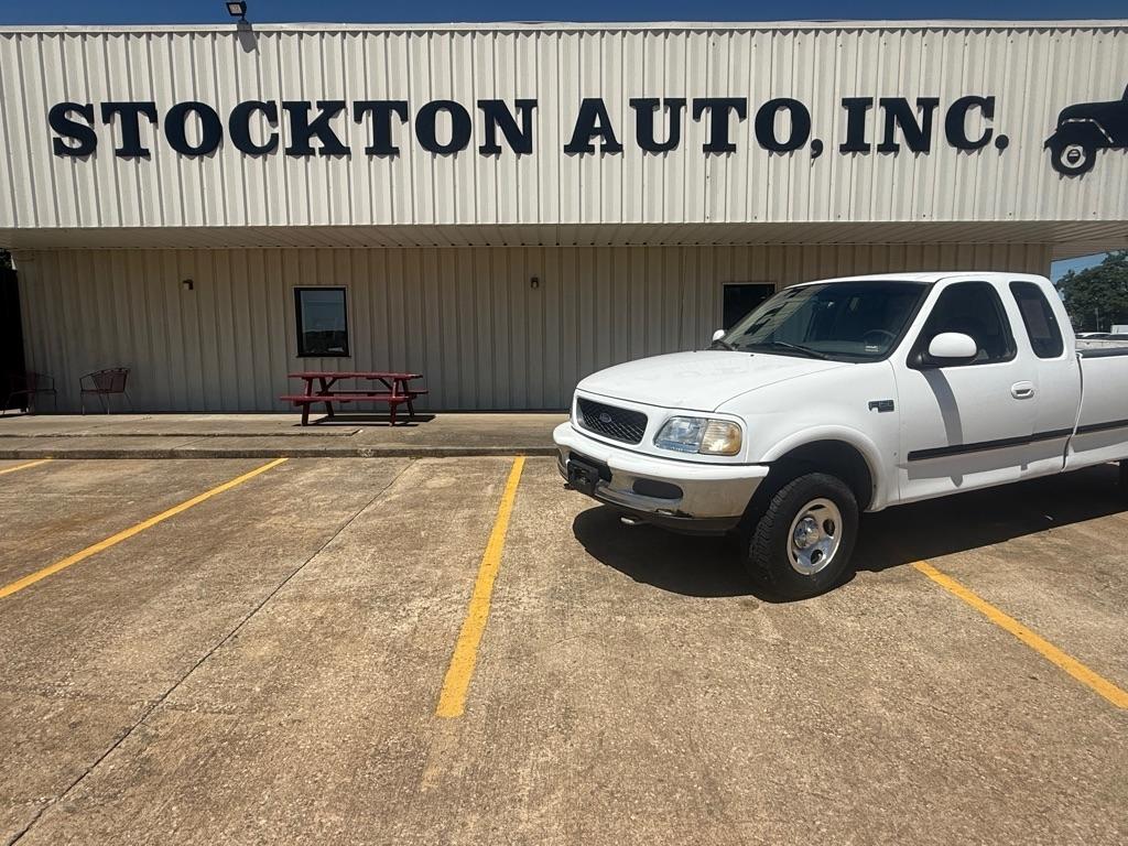 Ford F-150 SuperCab Short Bed 4WD 1997