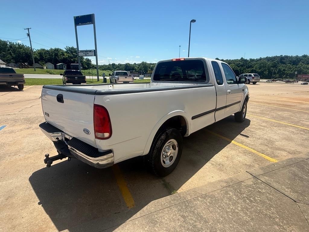 Ford F-150 SuperCab Short Bed 4WD 1997