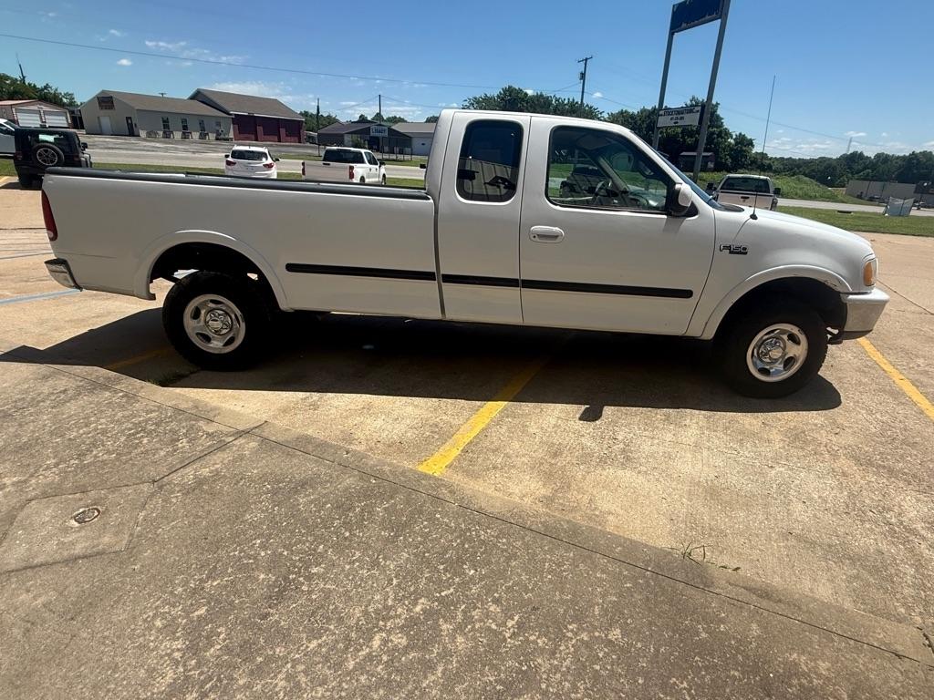 Ford F-150 SuperCab Short Bed 4WD 1997