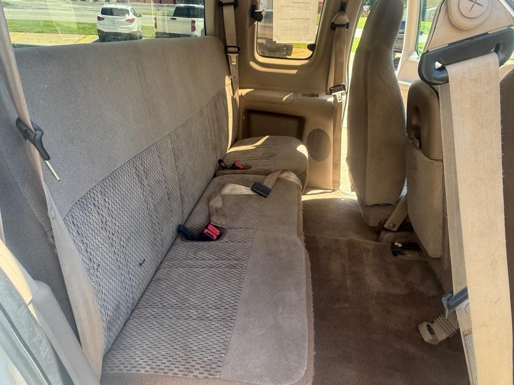 Ford F-150 SuperCab Short Bed 4WD 1997