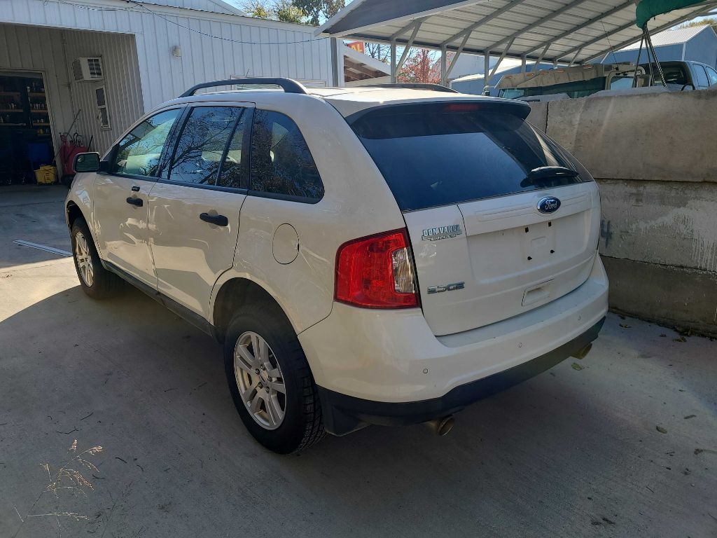 Ford Edge SE FWD 2012