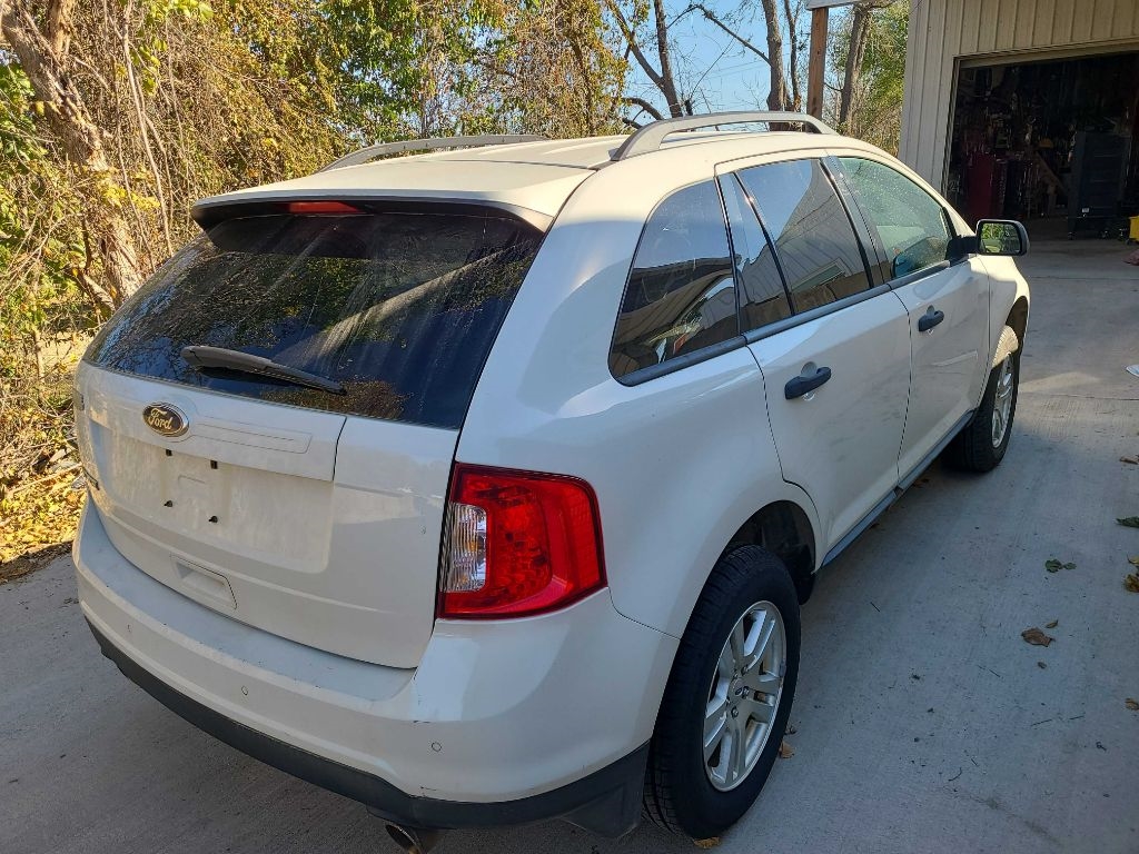 Ford Edge SE FWD 2012