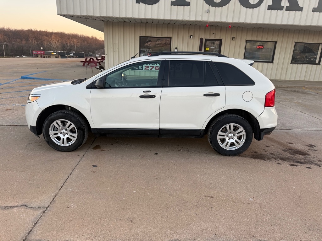Ford Edge SE FWD 2012