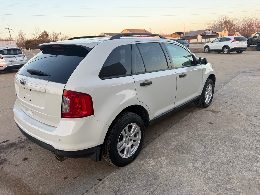 Ford Edge SE FWD 2012