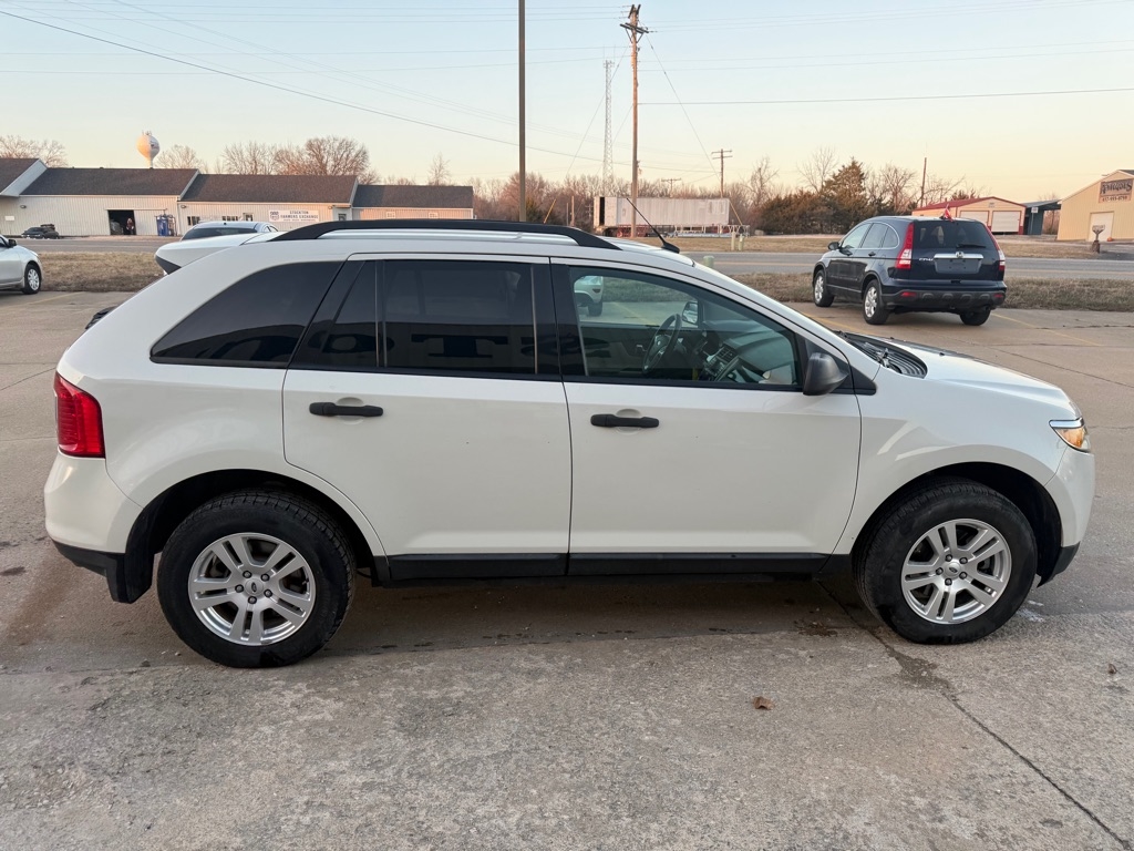 Ford Edge SE FWD 2012