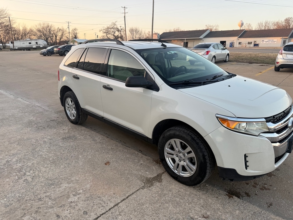 Ford Edge SE FWD 2012