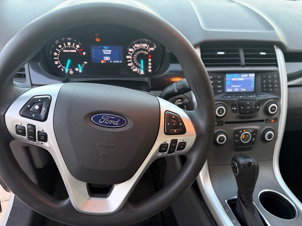 Ford Edge SE FWD 2012