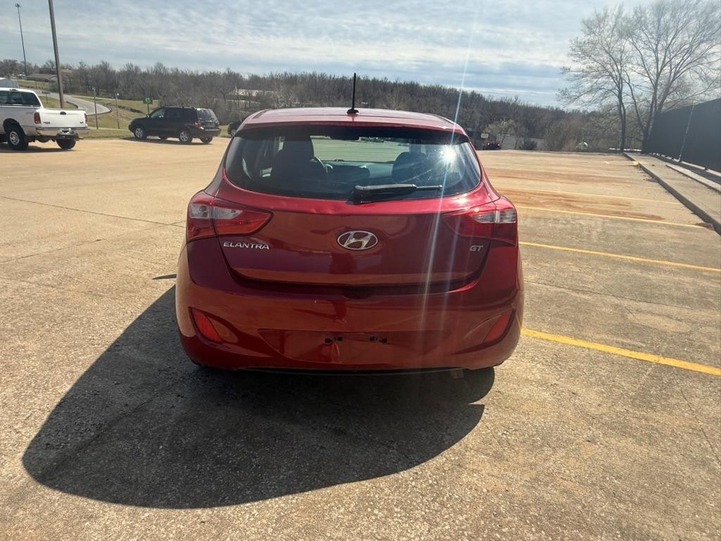 Hyundai Elantra GT A/T 2016
