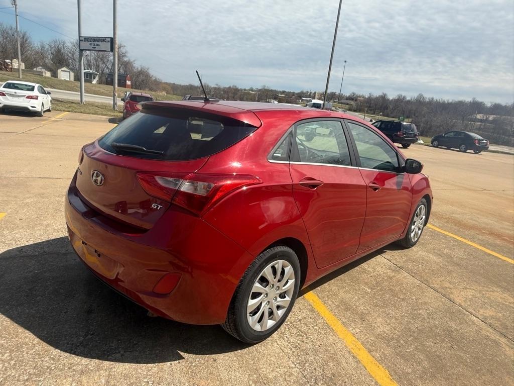 Hyundai Elantra GT A/T 2016