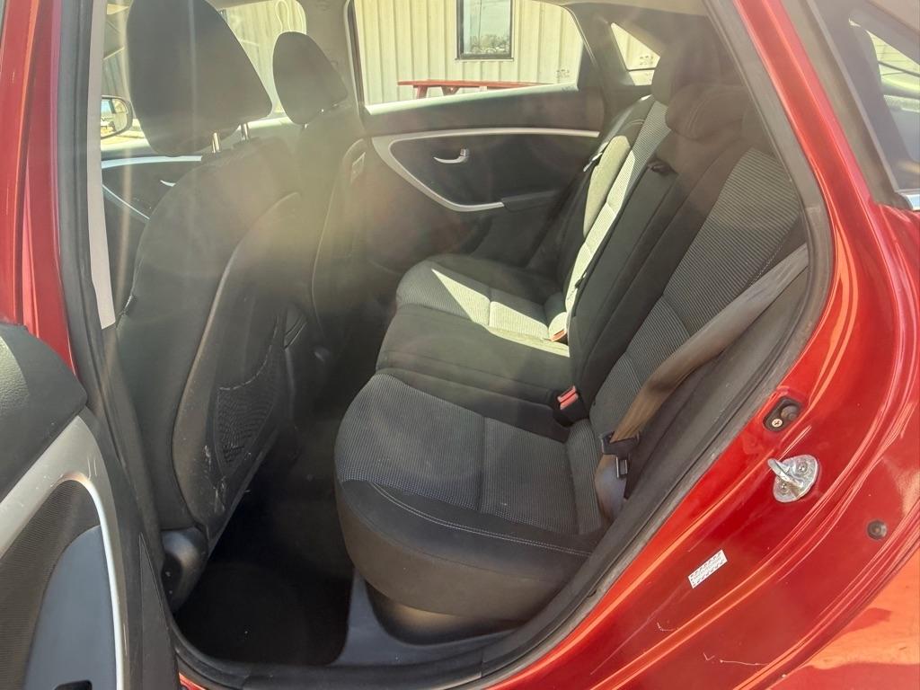 Hyundai Elantra GT A/T 2016