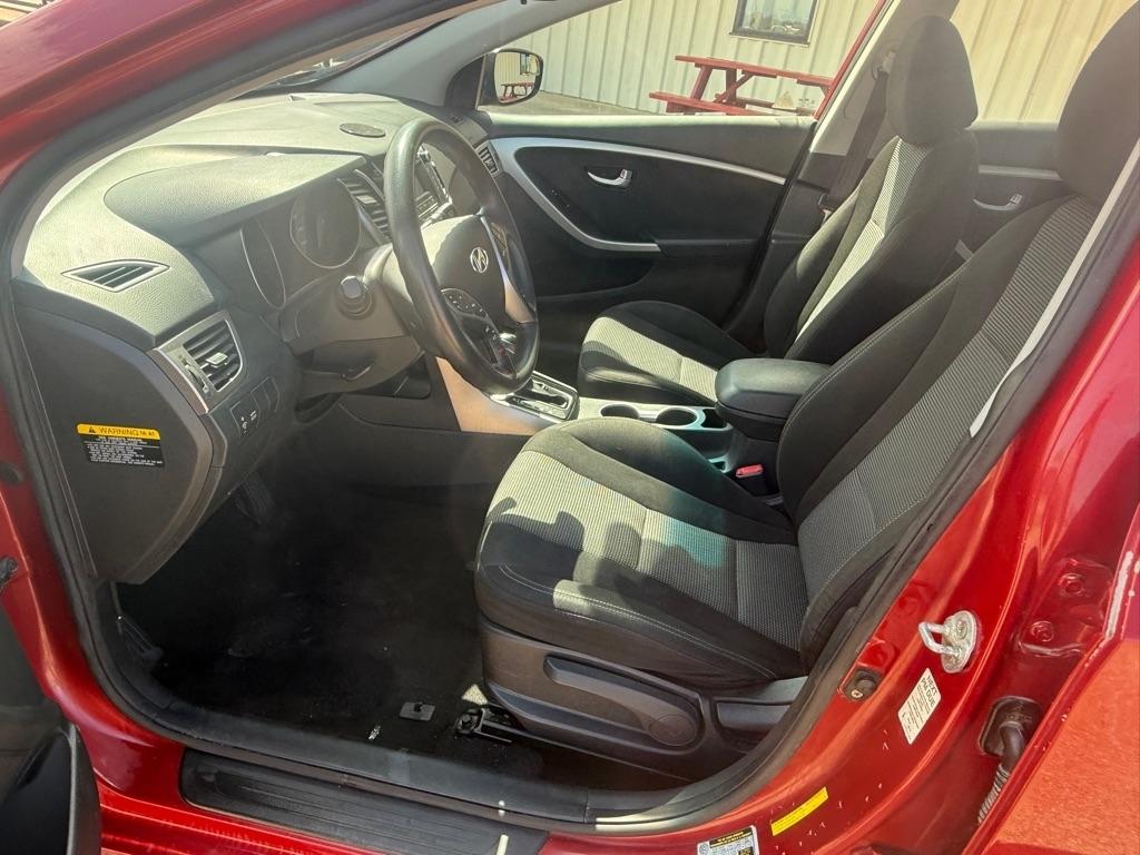 Hyundai Elantra GT A/T 2016