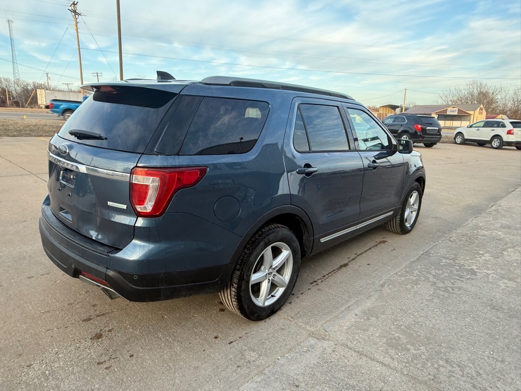Ford Explorer XLT FWD 2018