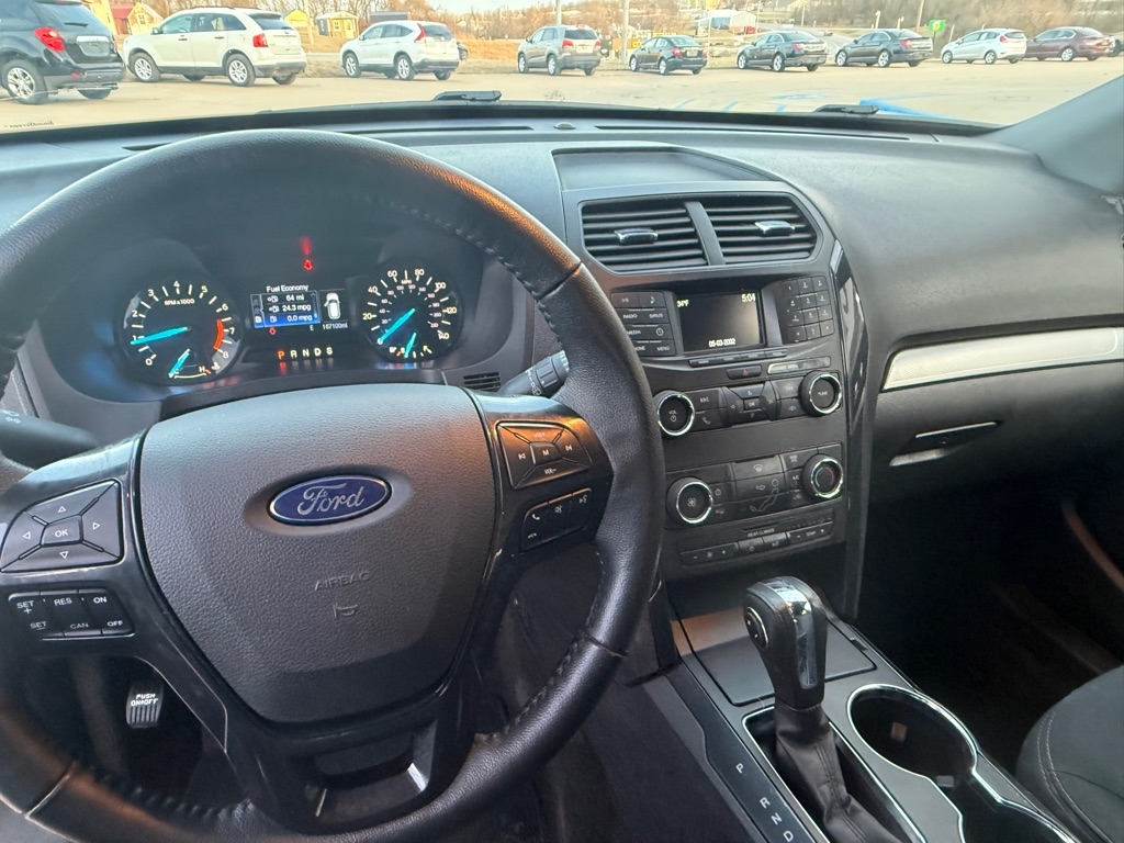 Ford Explorer XLT FWD 2018