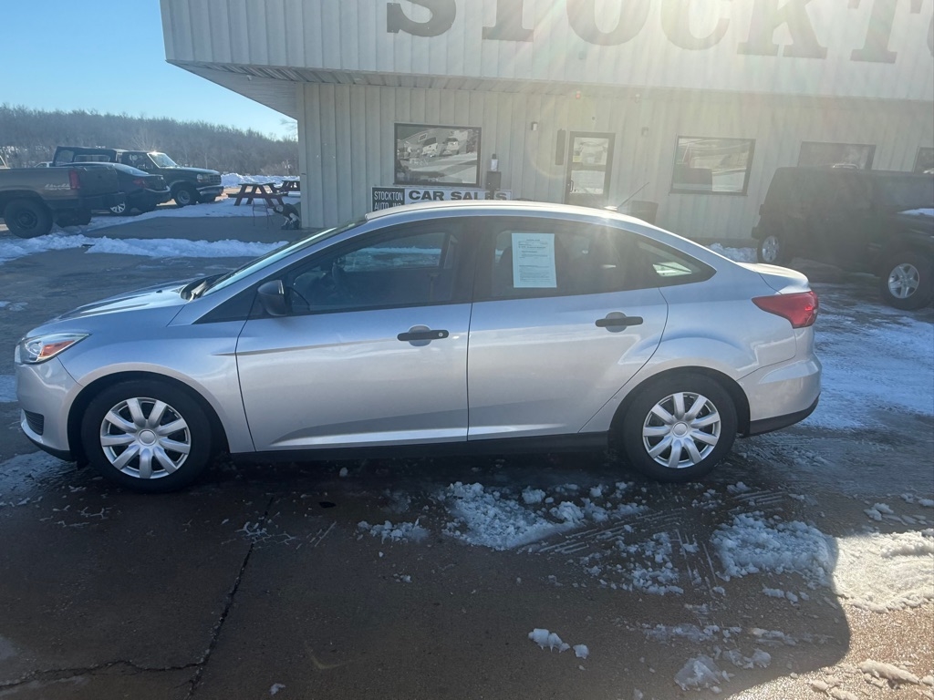 Ford Focus S Sedan 2016