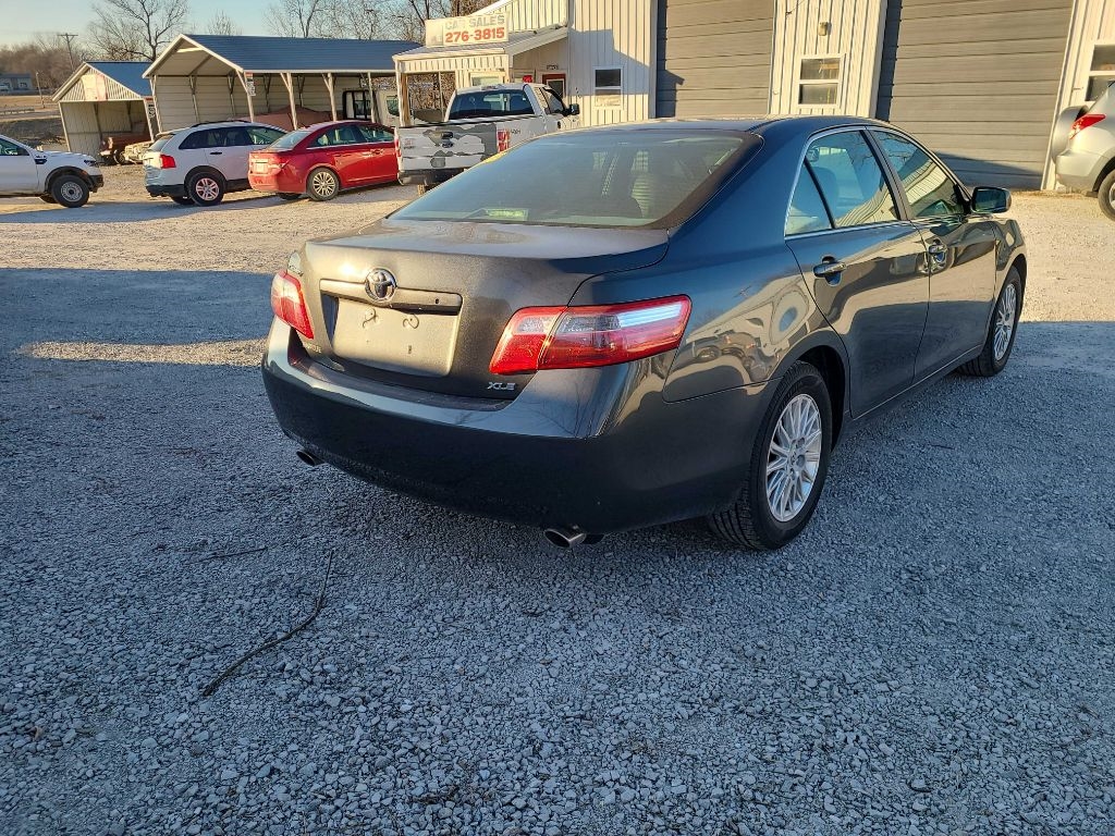 Toyota Camry LE V6 2008