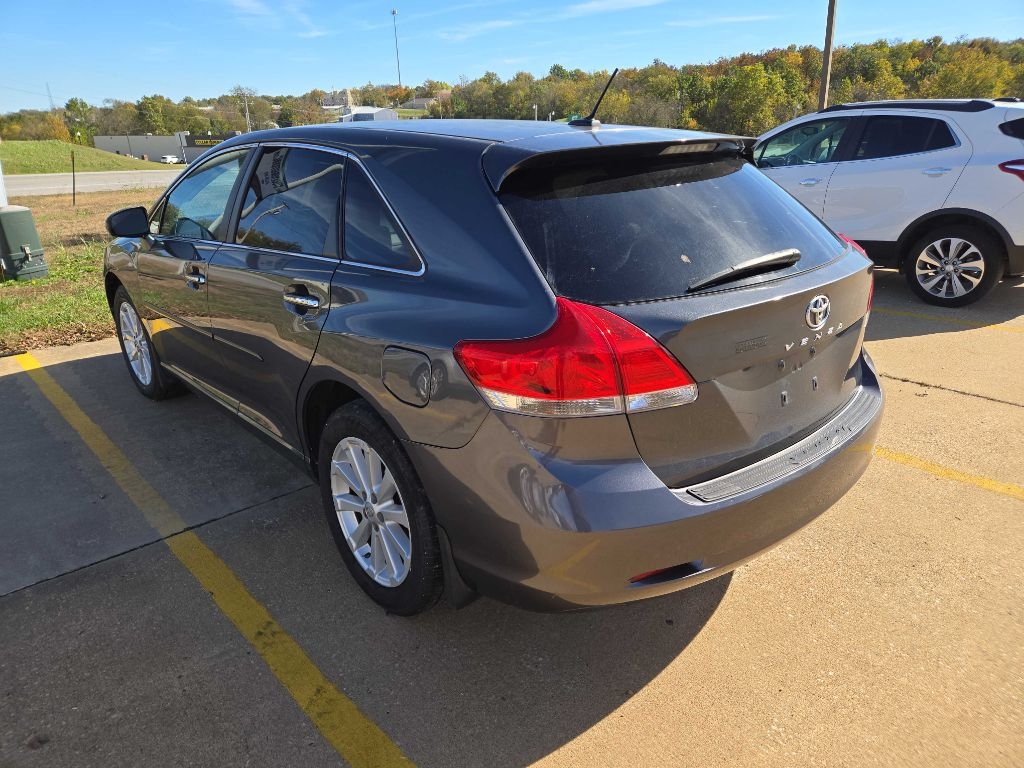 Toyota Venza FWD I4 2011