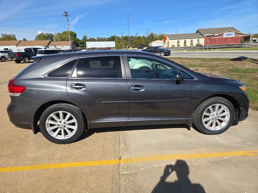 Toyota Venza FWD I4 2011